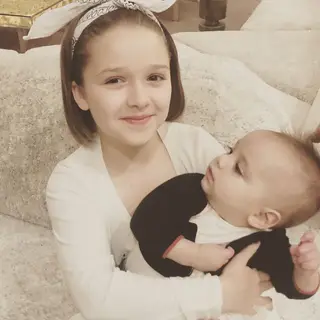 Harper Beckham e Santiago Enrique Bastón