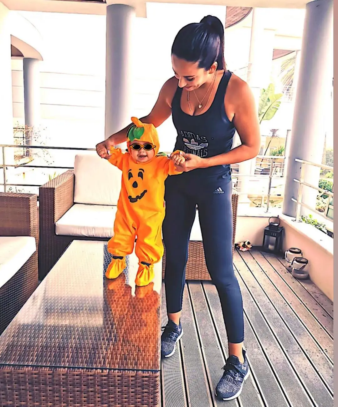 Rita Pereira e filho