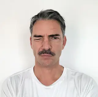 Cláudio Ramos mostrou o seu novo visual nas redes sociais