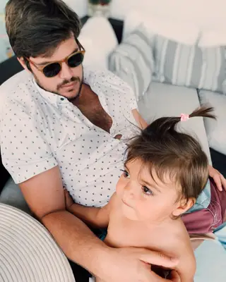 Pedro Rocha e Melo com a filha, Alice