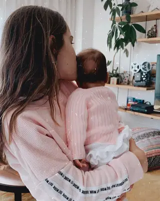 Maria e Caetana, filhas de Cláudia Vieira