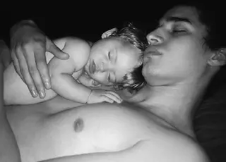 Luís Borges com o filho Bernardo em bebé