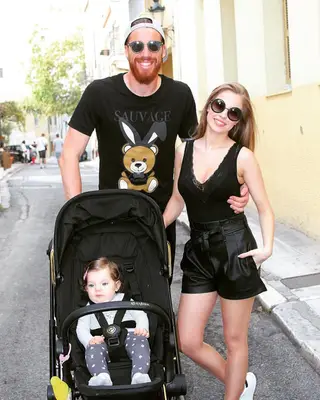 José Sá e Raquel Jacob com a filha, Maria Leonor