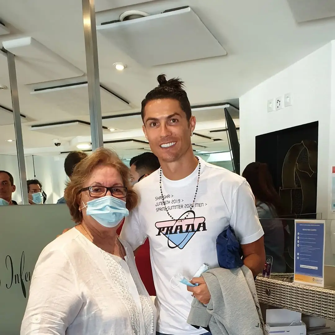 Cristiano Ronaldo no restaurante Mar do Inferno