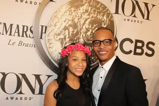 Deyjah Imani Harris ao lado do pai, em 2014