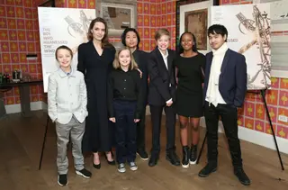 Angelina Jolie os seis filhos