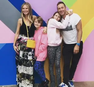 Gwyneth Paltrow, Moses, Apple e Chris Martin