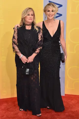 Sharon Stone com a irmã, Kelly
