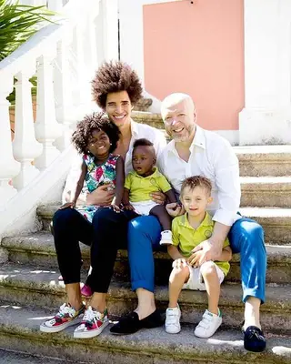 Luís Borges e Eduardo Beauté com os filhos