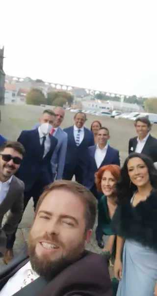 Antigos concorrentes de 'Casados À Primeira Vista' reúnem-se no casamento de Bruno e Tatiana