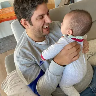 Daniel Leitão com o filho mais novo, Nicolau