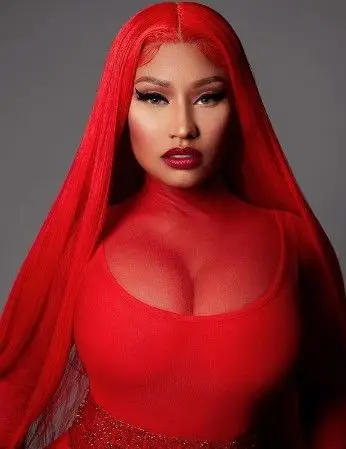 Nicki Minaj foi mãe pela primeira vez aos 37 anos