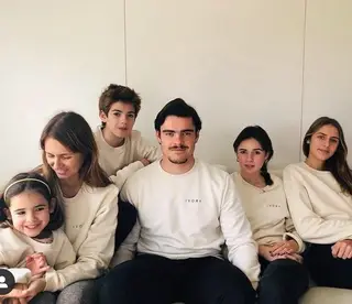 Anna Westerlund com Clara, Max, João Francisco, Mia e Emma