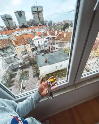 A vista da nova casa do cantor
