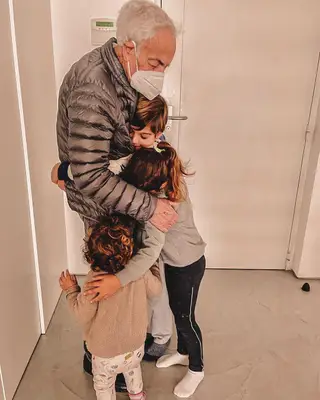 O avô e os filhos de Mariana Patrocínio
