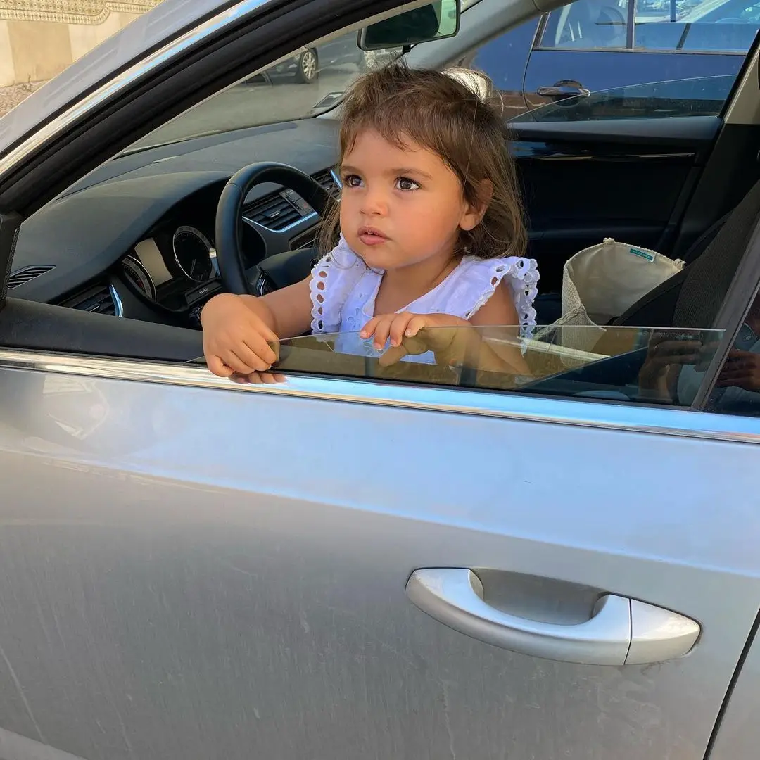 Alice, filha de Inês Patrocínio