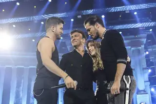 Tony Carreira com os três filhos, David, Sara e Mickael