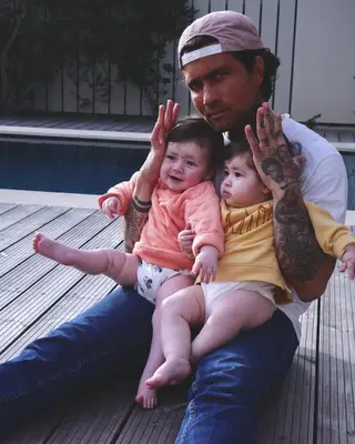 Miguel Mouzinho com as filhas