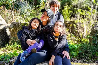 Francisca Pereira com os três filhos