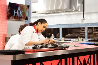 Jennifer durante o seu último serviço na cozinha do 'Hell's Kitchen'