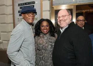 Scott Rudin ao lado de Samuel L. Jackson e LaTanya Richardson