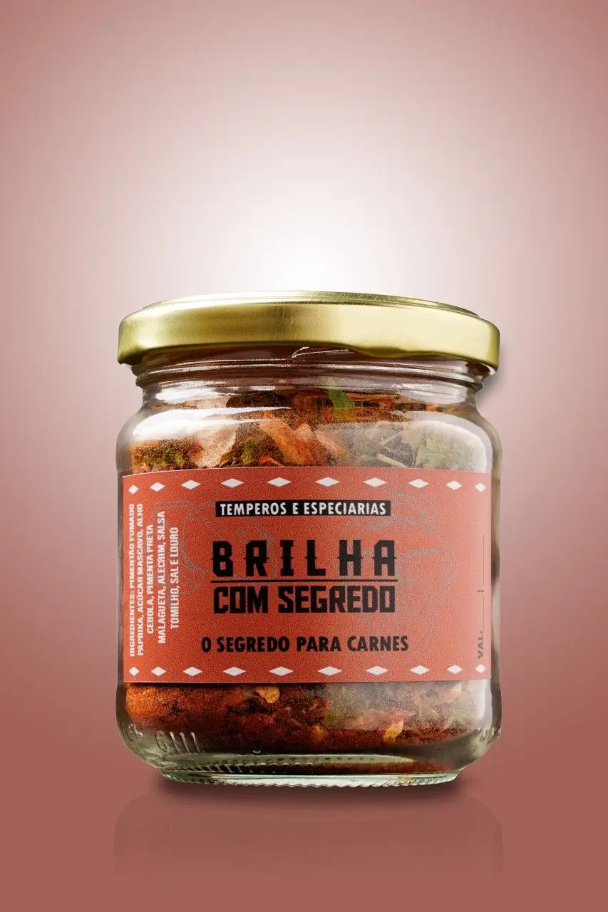 Tempero para carnes de especiarias secas com diversas texturas crocantes e em pó (5,00€/70 gr)