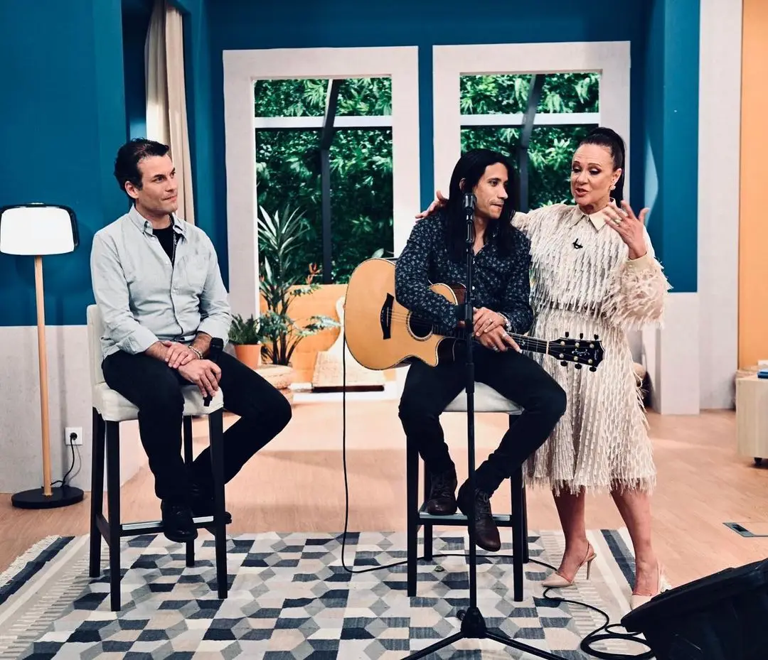 A primeira aparição televisiva de João Soares após a morte de Maria João Abreu foi no programa 'Estamos Em Casa', da SIC
