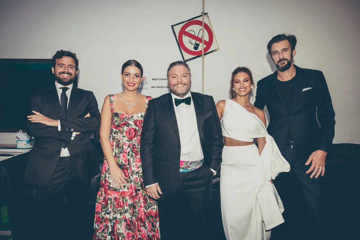 João Manzarra, Jessica Athayde, César Mourão, Carolina Loureiro e Bruno Nogueira