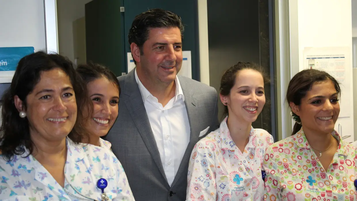 Rui Vitória visita Hospital de Vila Franca de Xira