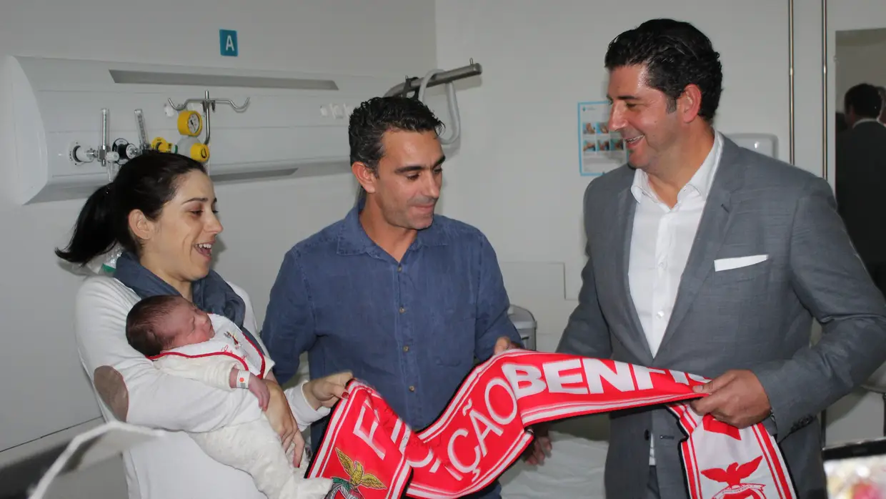 Rui Vitória visita Hospital de Vila Franca de Xira
