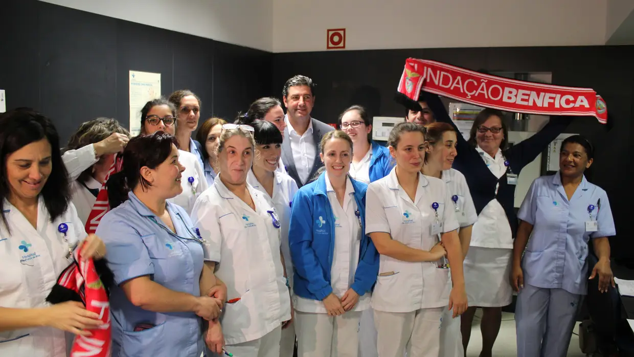 Rui Vitória visita Hospital de Vila Franca de Xira