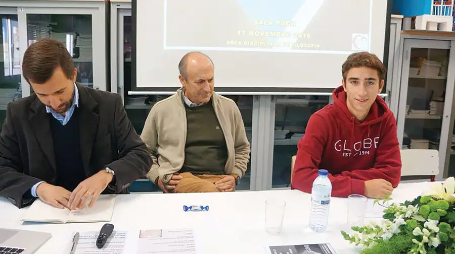 Alunos da Escola do Cartaxo premiados nas Olimpíadas da Filosofia Alunos da Escola do Cartaxo premiados nas Olimpíadas da Filosofia