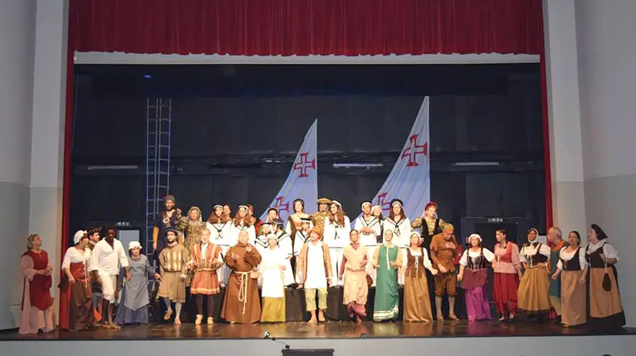 Cine-Teatro de Alcanena comemorou 62 anos no palco Cine-Teatro de Alcanena comemorou 62 anos no palco
