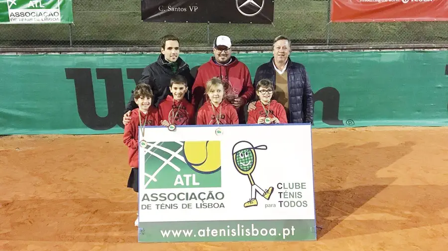 CAD sagra-se campeão regional de ténis em sub-10 CAD sagra-se campeão regional de ténis em sub-10