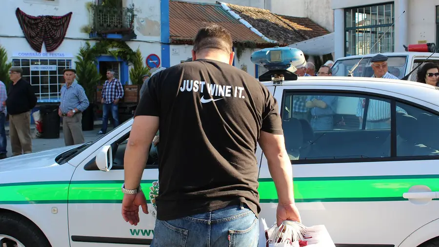 Vinho… sem limites Vinho… sem limites