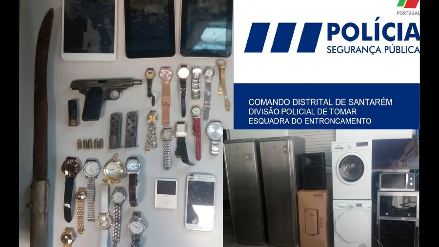 Detido por posse de arma de fogo no Entroncamento Detido por posse de arma de fogo no Entroncamento