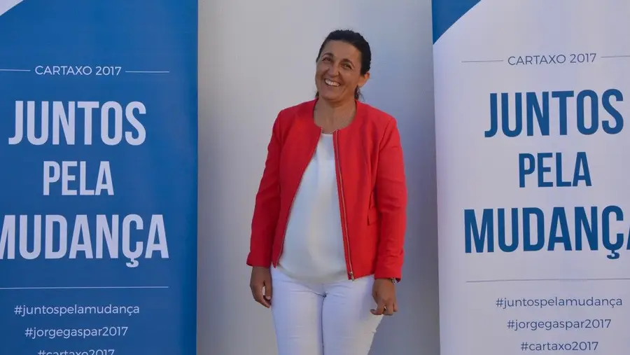 Maria João Almas é candidata da Coligação Juntos Pela Mudança Maria João Almas é candidata da Coligação Juntos Pela Mudança