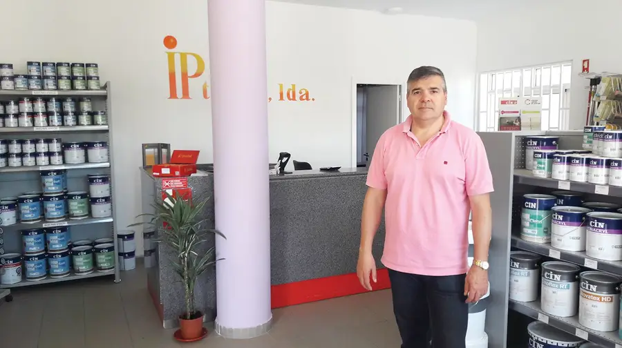 Terceira loja da IP Tintas abriu em Torres Novas com campanha de preços baixos Terceira loja da IP Tintas abriu em Torres Novas com campanha de preços baixos