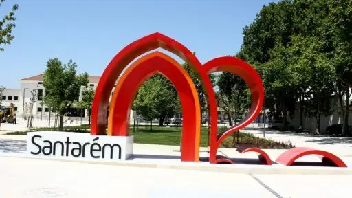 Ecrã gigante no Jardim da Liberdade para ver a selecção Ecrã gigante no Jardim da Liberdade para ver a selecção