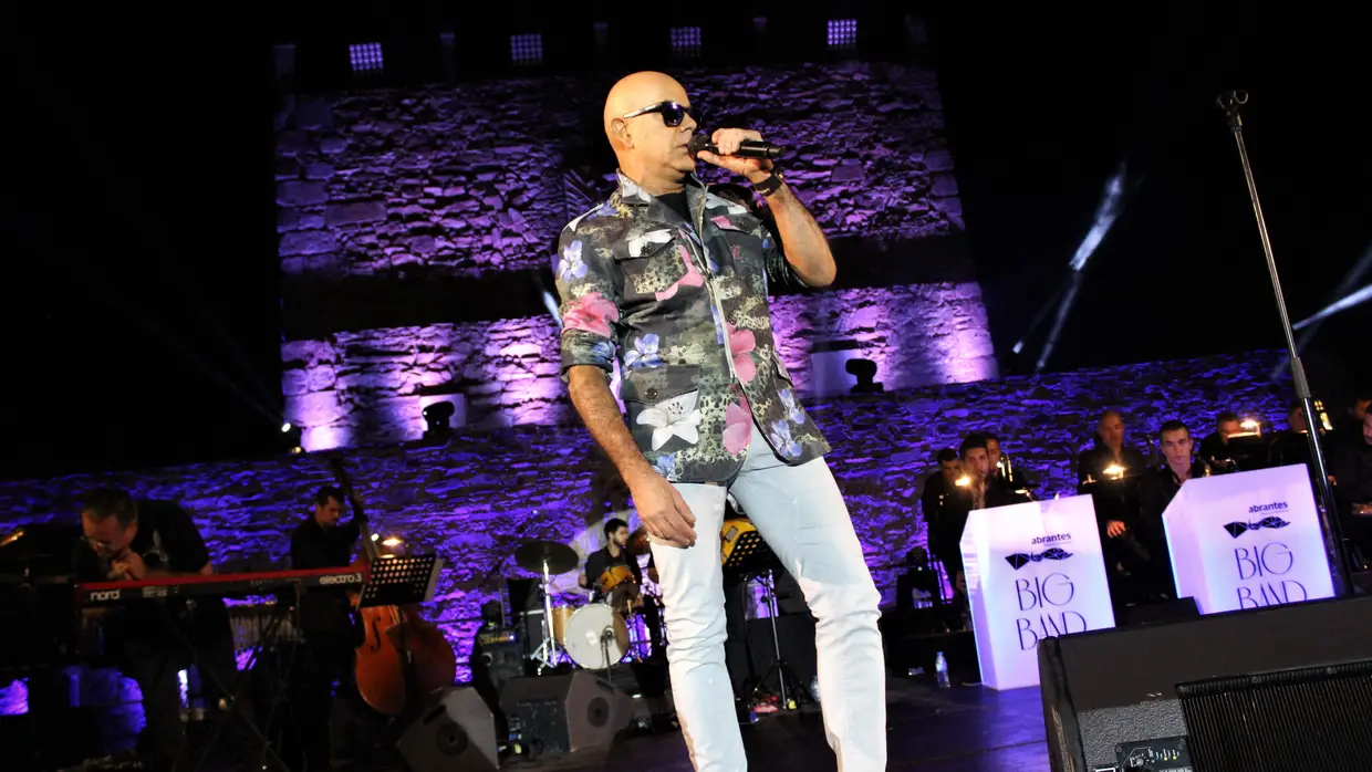Pedro Abrunhosa e Aurea com Abrantes Big Band no Castelo de Abrantes