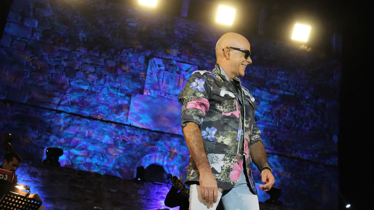 Pedro Abrunhosa e Aurea com Abrantes Big Band no Castelo de Abrantes