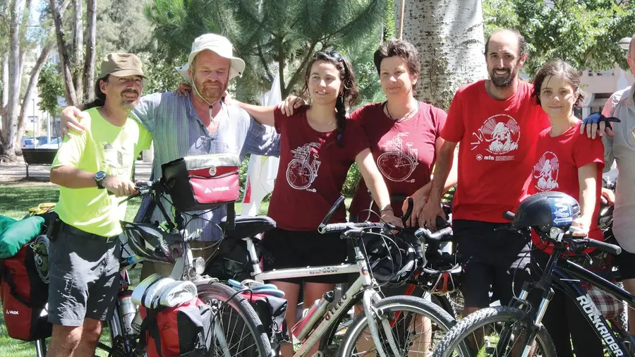 Ciclistas pedalam de Espanha até Lisboa em nome do rio Tejo Ciclistas pedalam de Espanha até Lisboa em nome do rio Tejo