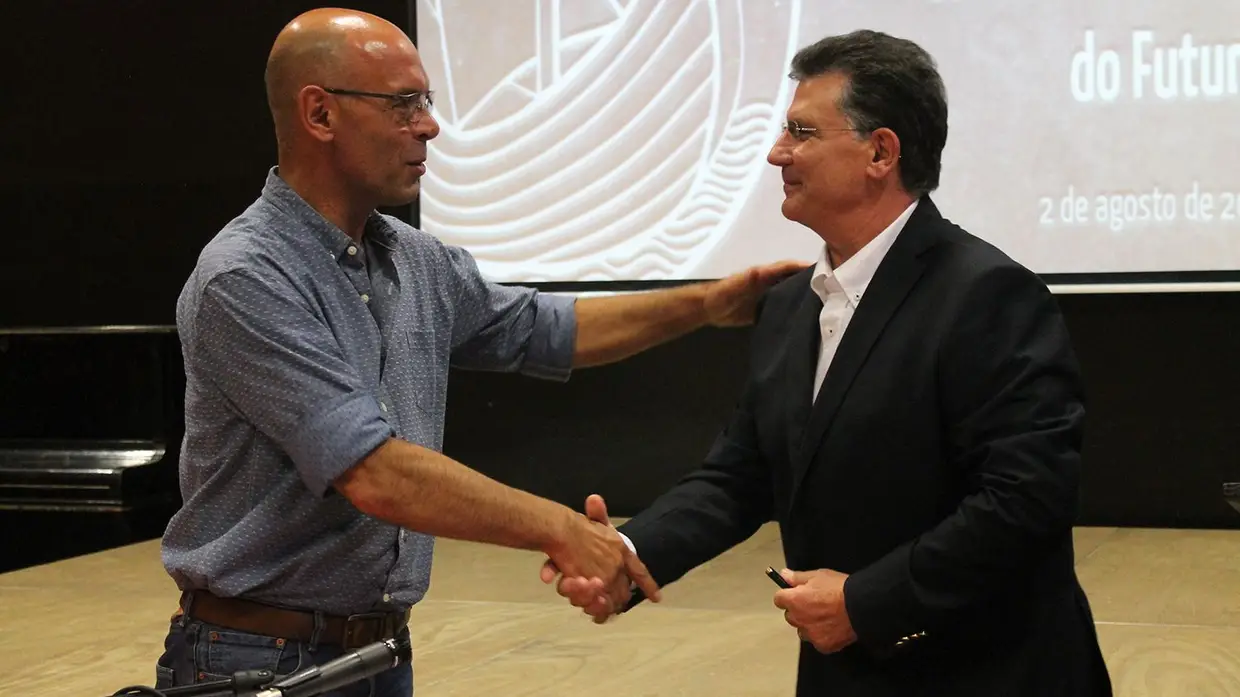 Tomada de posse do novo director do agrupamento de escolas Reynaldo dos Santos