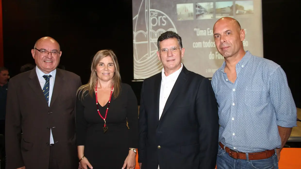 Tomada de posse do novo director do agrupamento de escolas Reynaldo dos Santos