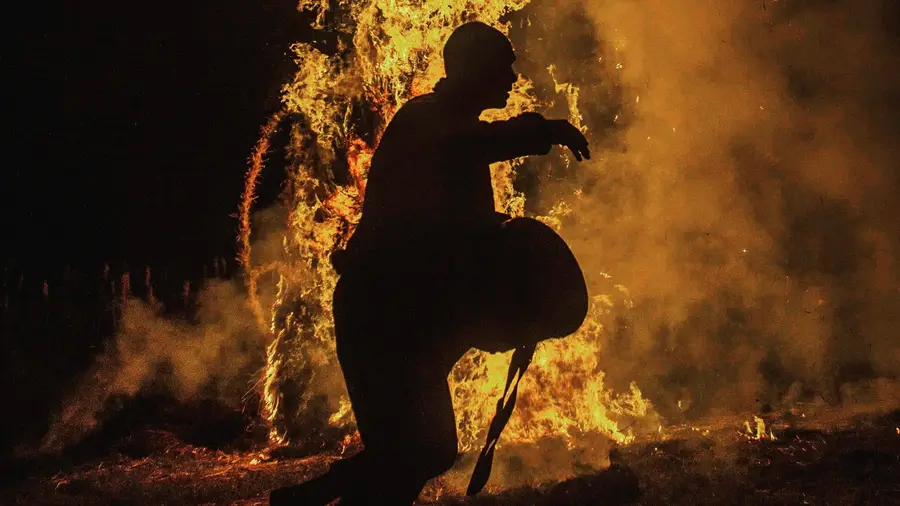 Fogo com “situações estranhas” e “longe de estar controlado” Fogo com “situações estranhas” e “longe de estar controlado”