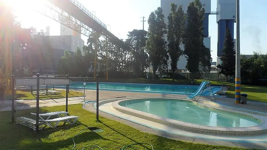 Jovem morre nas piscinas da Cimpor em Alhandra Jovem morre nas piscinas da Cimpor em Alhandra