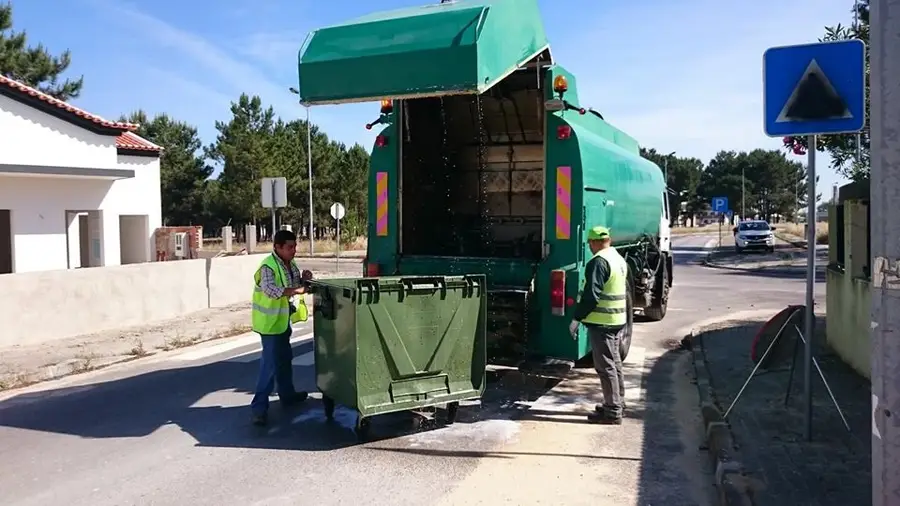 Falta de contentores em Salvaterra de Magos Falta de contentores em Salvaterra de Magos