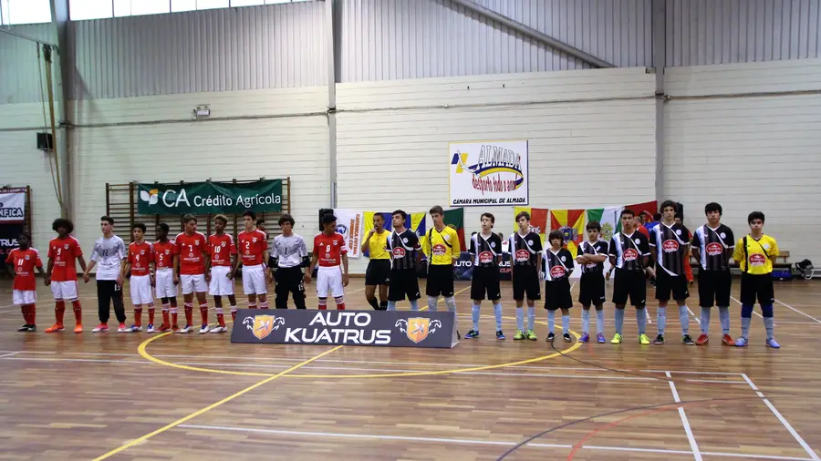 Juvenis do Vitória de Santarém defrontam Benfica em futsal Juvenis do Vitória de Santarém defrontam Benfica em futsal