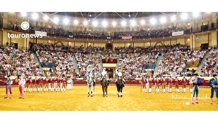Campo Pequeno com casa cheia na corrida dos 125 anos Campo Pequeno com casa cheia na corrida dos 125 anos