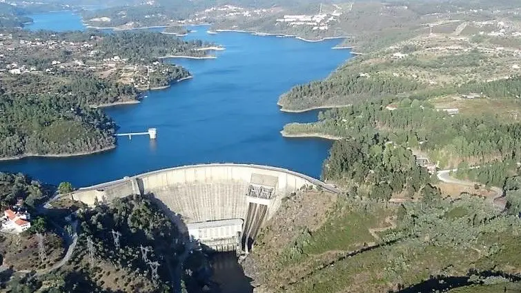 EPAL monitoriza impacto da água de Castelo de Bode EPAL monitoriza impacto da água de Castelo de Bode